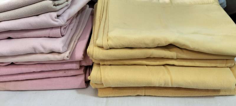 BULK Winter Linen of 26 items - (READ DESCRIPTION)