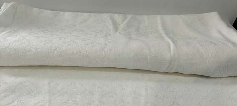 Quality Thick 220cm x 180cm Bed Cover