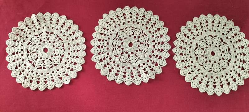 A Magnificent set of 3 Crochet Round Doily/Table Covers. (Nr19)