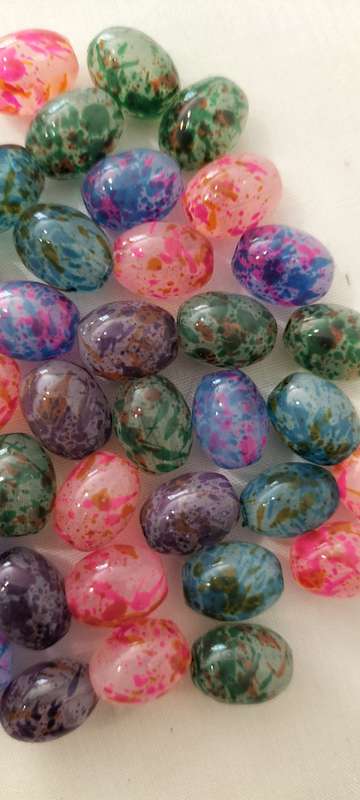 50 Pieces Glass Translucent with Pattern Beads. 10mm x 7mm. B2