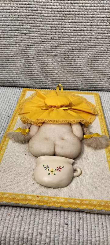 Vintage 1980's "Bazaar" Bathroom Wall Hanging