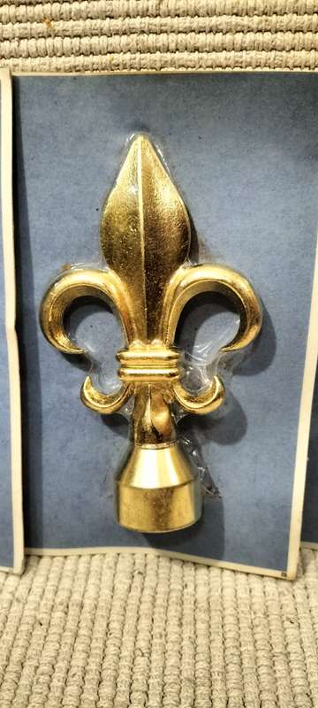 5 x Decorland Rod Finials. Unused.