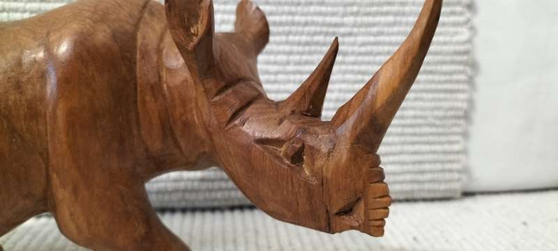 A Magnificent Well Preserved Wood Carved Rhinoceros (nr2)
