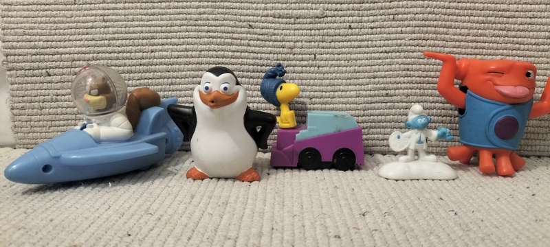 A Collection of 5 Rare Mcdonald's Toys