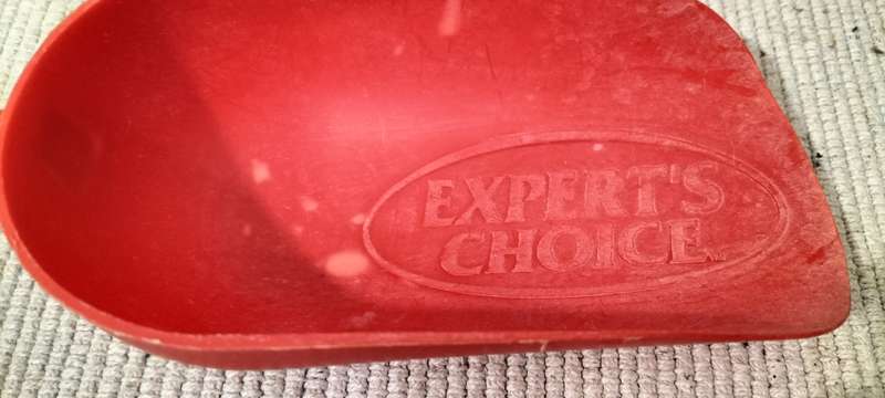 A Superb Vintage Expert's Choice Huge 250g Scoop