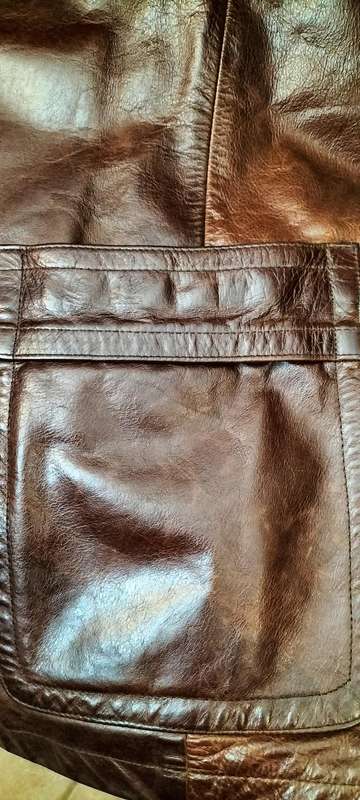 A Magnificent Genuine Reiss of London Men's Superior Quality Leather Jacket -L  Worth R12 000