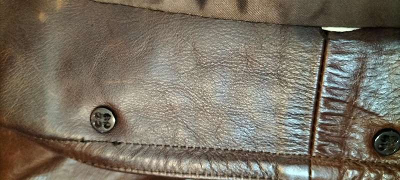 A Magnificent Genuine Reiss of London Men's Superior Quality Leather Jacket -L  Worth R12 000
