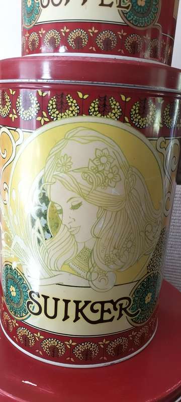 A Magnificent Very Rare 8 Pieces Vintage Circa 1970 Bradlows Kitchen Collection Tin Storage Set.