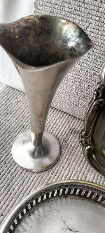 A Set of 4 Vintage Silver Plate/Stainless Steel Items