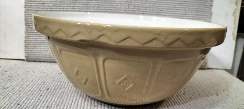 Magnificent Circa 1950 Mason Cash Co Church Gresley 24 12 Mixing Bowl (Nr2)