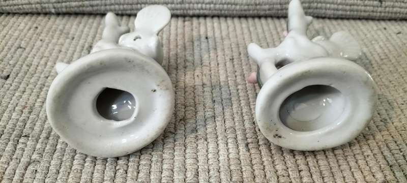 Pair of Beautiful Vintage Glazed Porcelain Doves