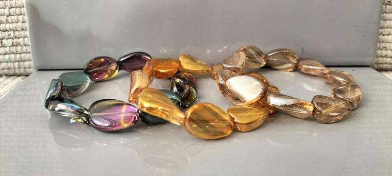 Stunning Quality Set of 3 Electroplate Glass Stretch Bracelets. (Nr19)