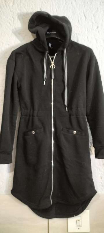 Stunning Oakridge Long Sleeve Ladies Hoodie Coat. S/8. (Nr 46)