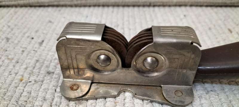 Vintage Working Knife Sharpener.