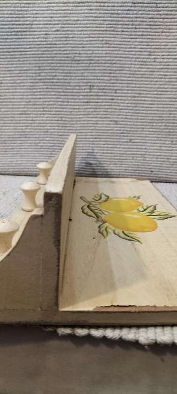Aged Look Kitchen Cloth Hanger/Shelf.