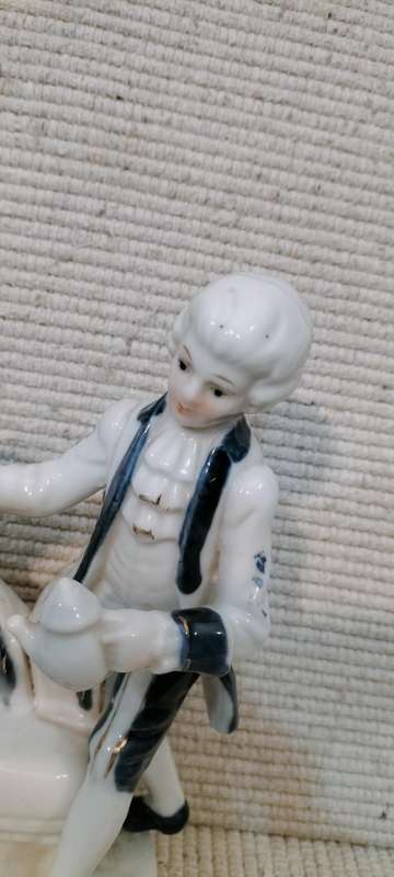 Stunning Vintage French Colonial Blue Rococo Baroque Porcelain Couple