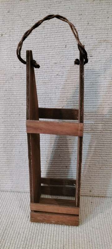 Wooden Garden Hanging Decor for a Small Pot Plant.