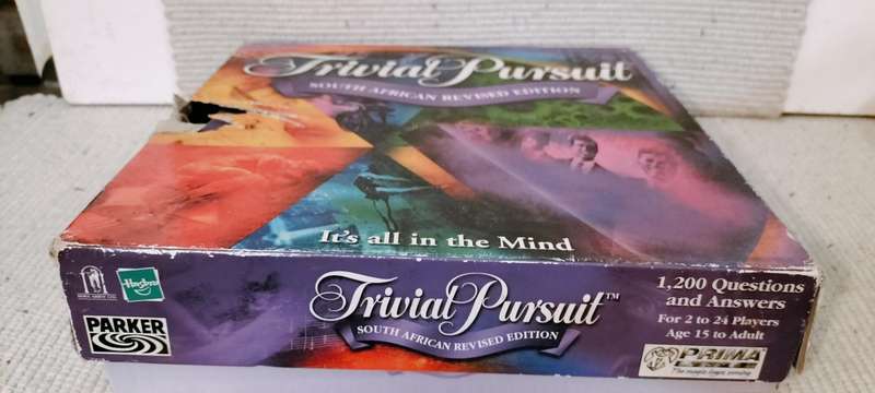 Vintage Trivial Pursuit South African Edition Board Game.