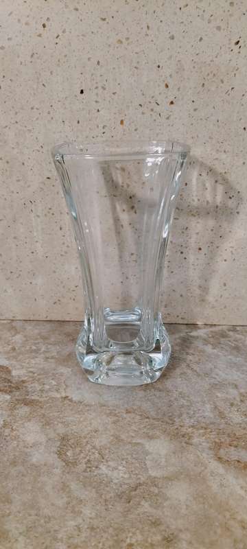 Magnificent 660g Solid Crystal Vase