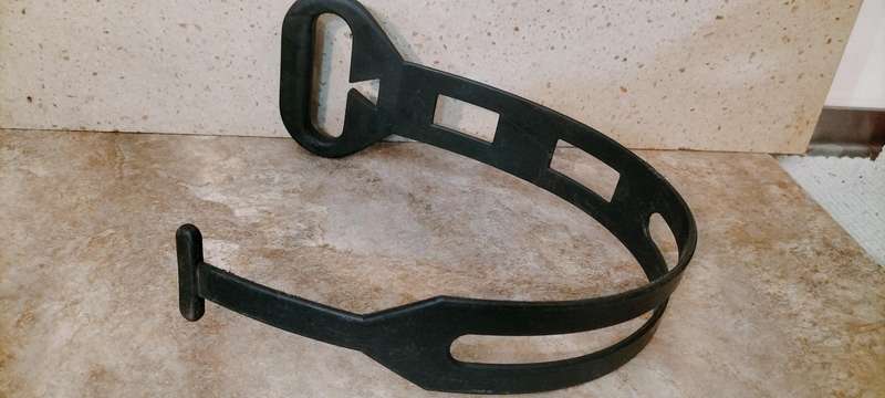 Strong Handle Lifting Aid up to 13cm Diameter