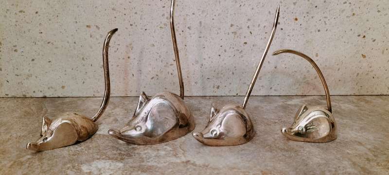 A Magnificent Rare Family of 4 Brass Mice. 310g