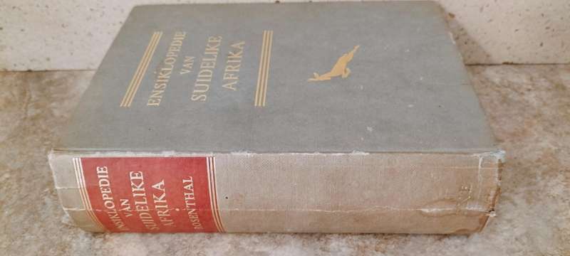 Vintage Circa 1970 Ensiklopedie Van Suidelike Afrika - Hard Cover