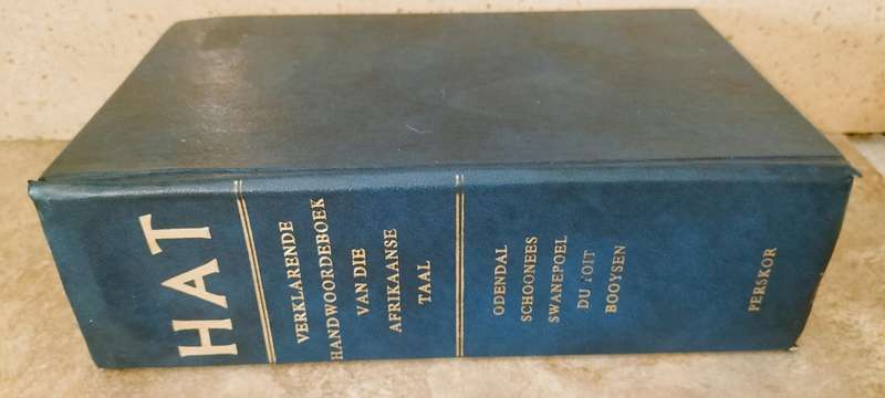 Magnificent HAT - Verklarende Handwoordeboek van die Afrikaanse Taal. Hard Cover - 1991