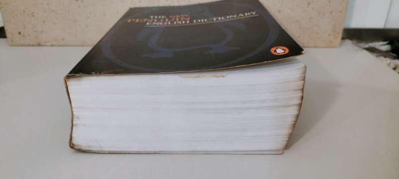 The New Penguin English Dictionary. Soft Cover 2001