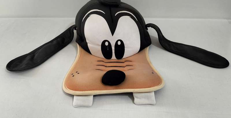 A Superb Genuine Disney Goofy Adult Cap