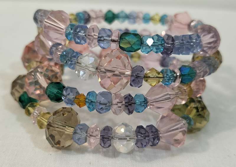 A Magnificent 4 Ring Czech/firepolish/Glass/Crystal Bead memory Bracelet