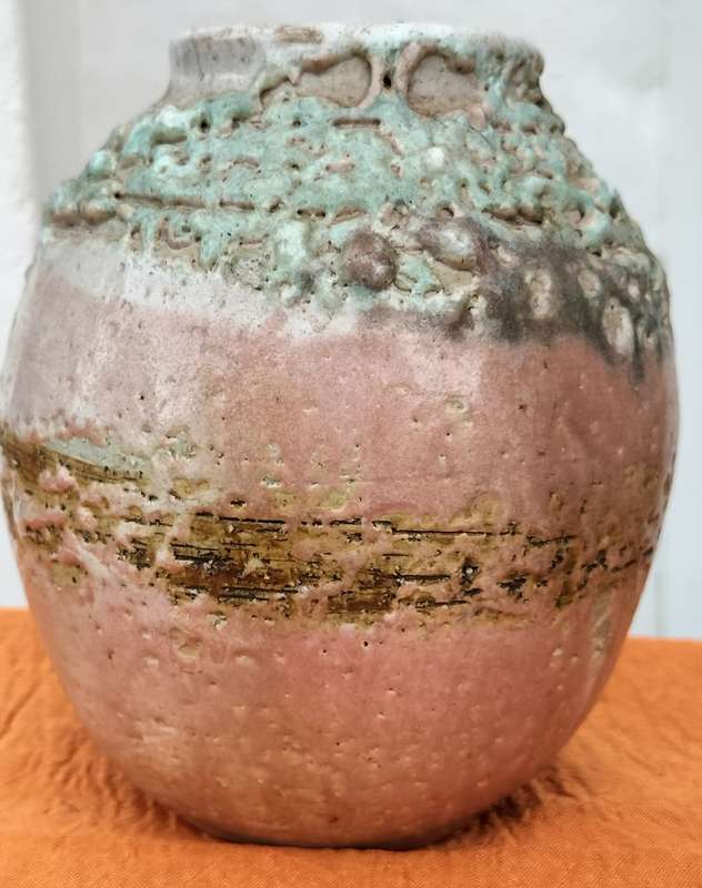 An Absolutely Magnificent Extremely rare Mid Century Lava Glaze Raaquu Small Vase