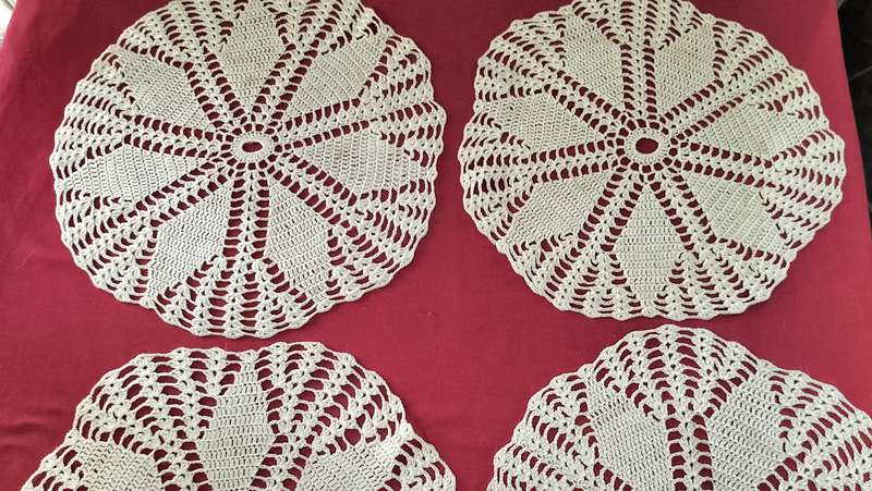 A Magnificent set of 4 Crochet Round Doily/Table Covers. (Nr20)