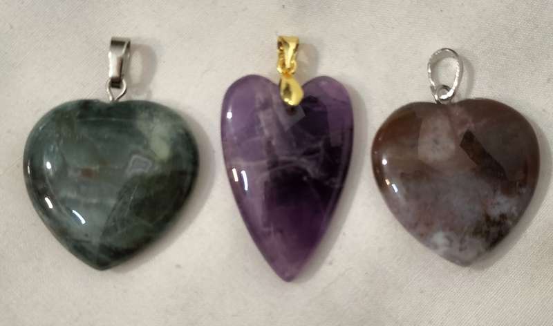 Magnificent Set of 3 Semi Precious Stone Heart Pendants. B23. Bid Per Pendant