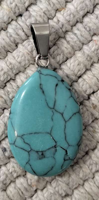 Superb Semi Precious Stone Pendant (Nr8)