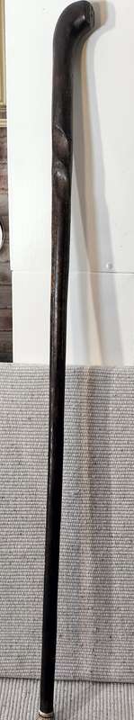 A Beautiful Well Preserved Wood Carved Walking Stick. (3 of 3)