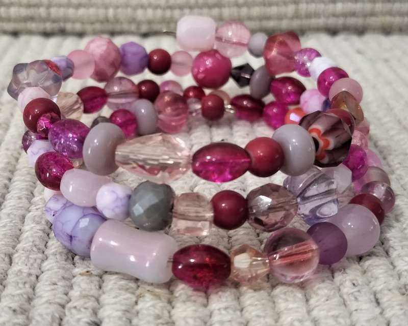 3 Ring Memory Glass Beads Bracelet. (Nr7)