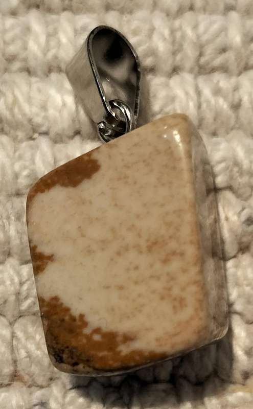 Superb Semi Precious Stone Pendant (P21)