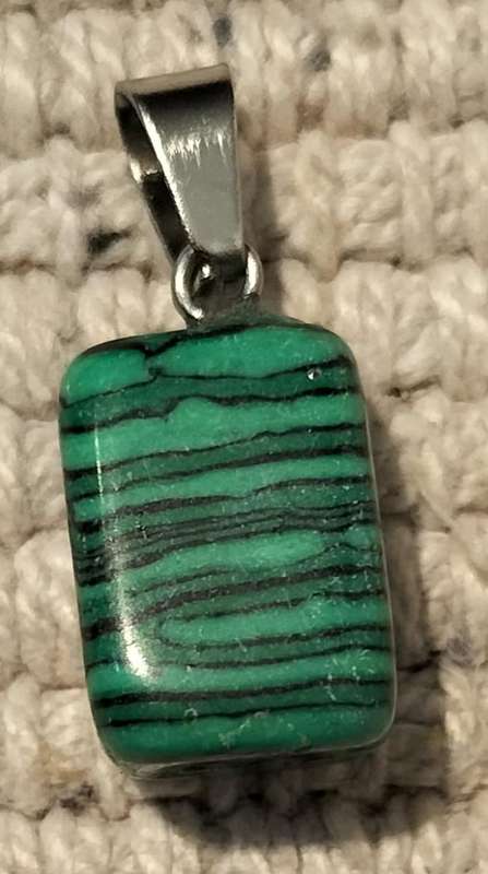 Superb Semi Precious Stone Pendant (P26)