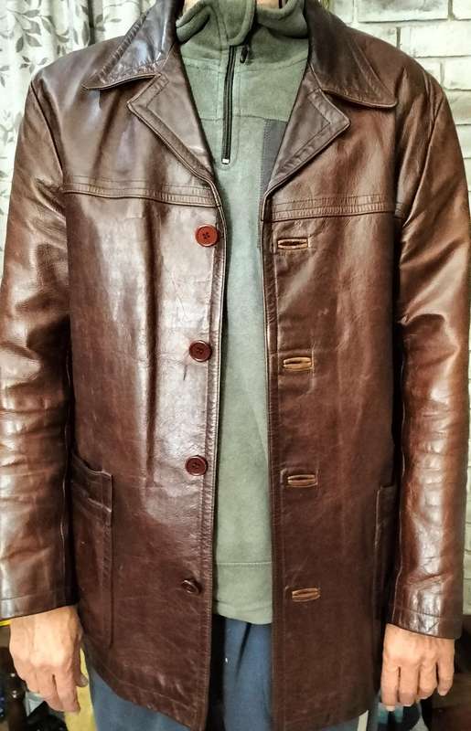 A Magnificent Genuine Reiss of London Men's Superior Quality Leather Jacket -L  Worth R12 000
