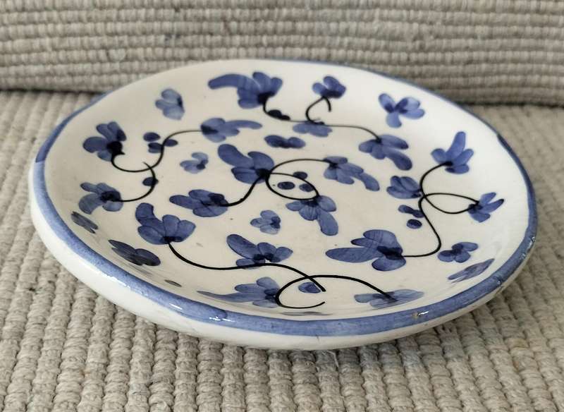 A Beautiful Glazed Ceramic Soap Dish