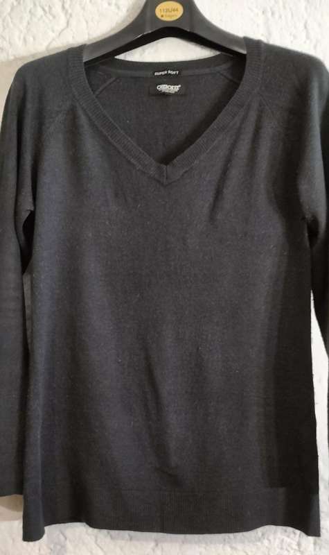 Quality Ladies Cherokee Long Sleeve Jersey. (Nr14). M