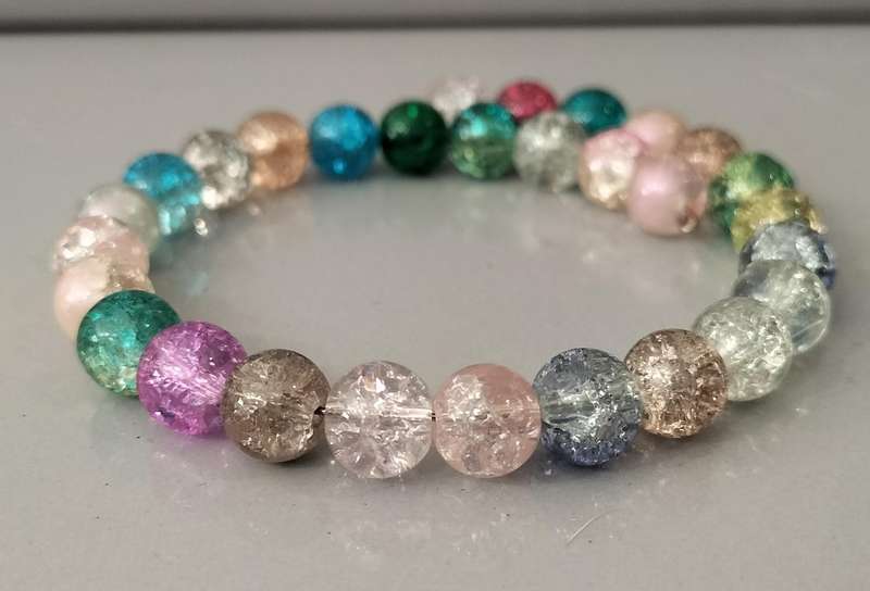 Stunning Quality Crystal/Glass Memory Bracelet. (Nr3)