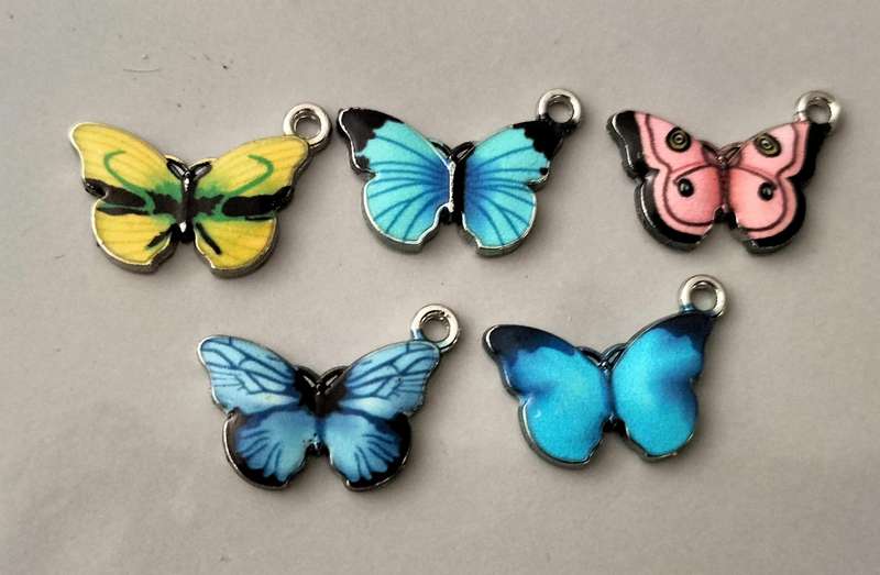 Beautiful Set of 5 Cloisonne Silver Tone Butterfly Pendants (Nr7)