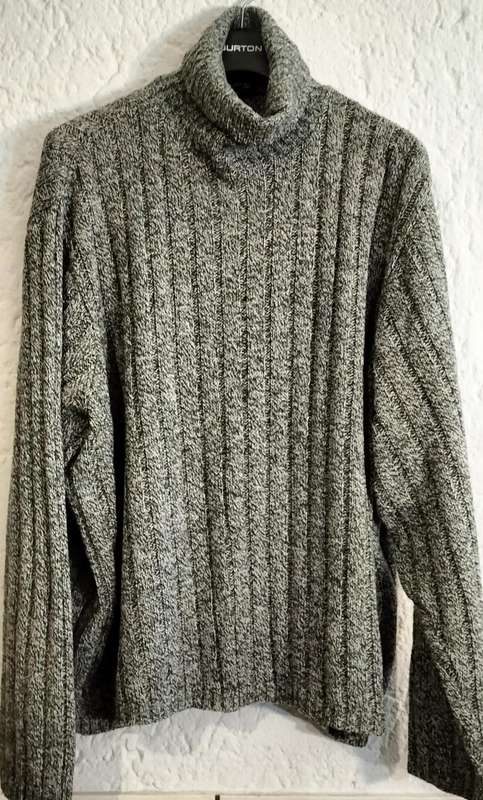 Stunning Exact Men's Polo Neck Jersey. XXL. (Nr27)