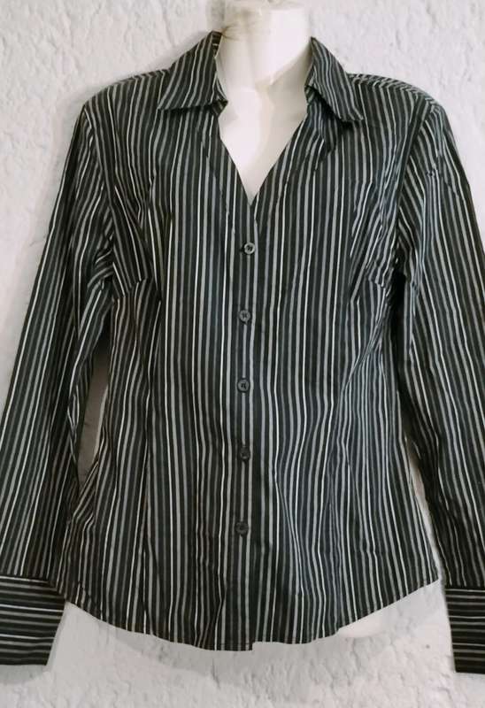 Stunning Kelso Ladies Long Sleeve Top. 12 (Nr50)