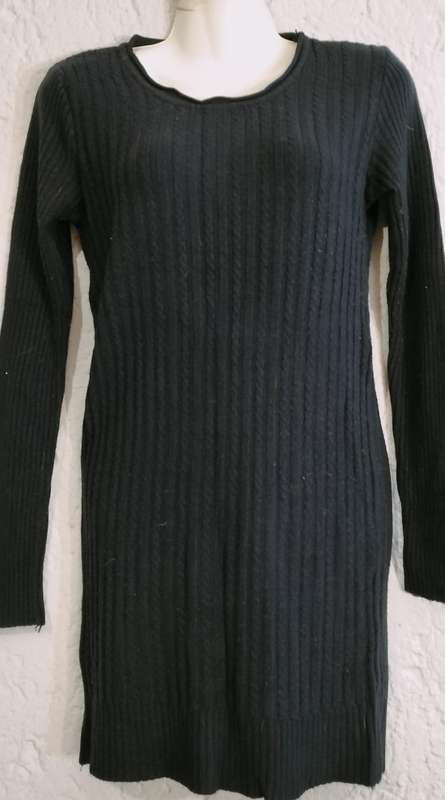 Beautiful Long Ladies Long Sleeve Jersey. S/M (Nr47)