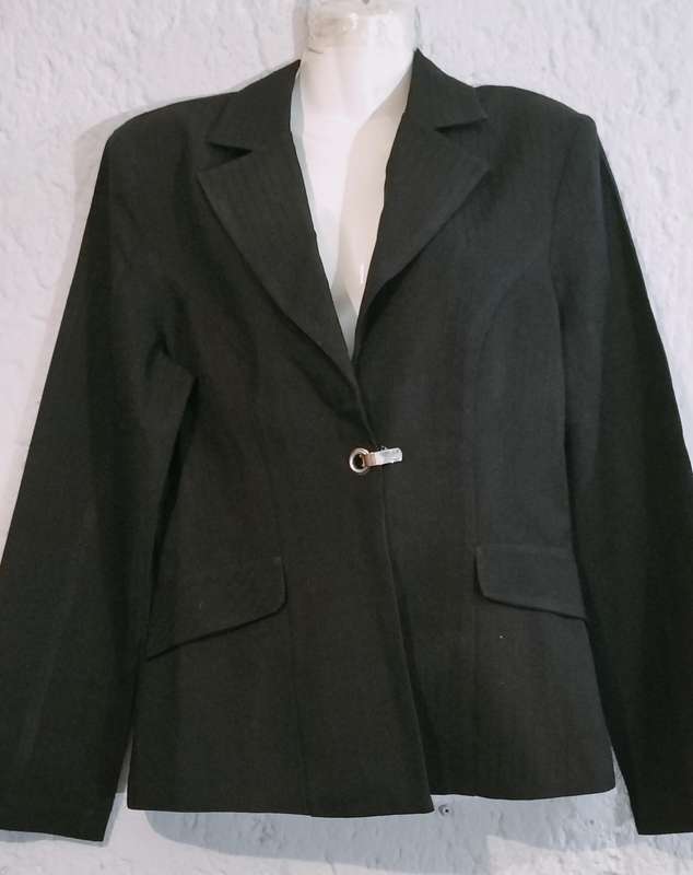 Inwear Ladies Long Sleeve Jacket. (Nr47). 38