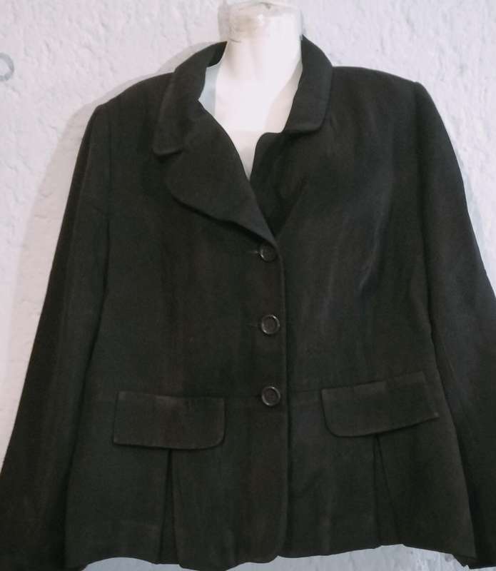 Jo Borkett Ladies Long Sleeve Jacket. (Nr64). 42.