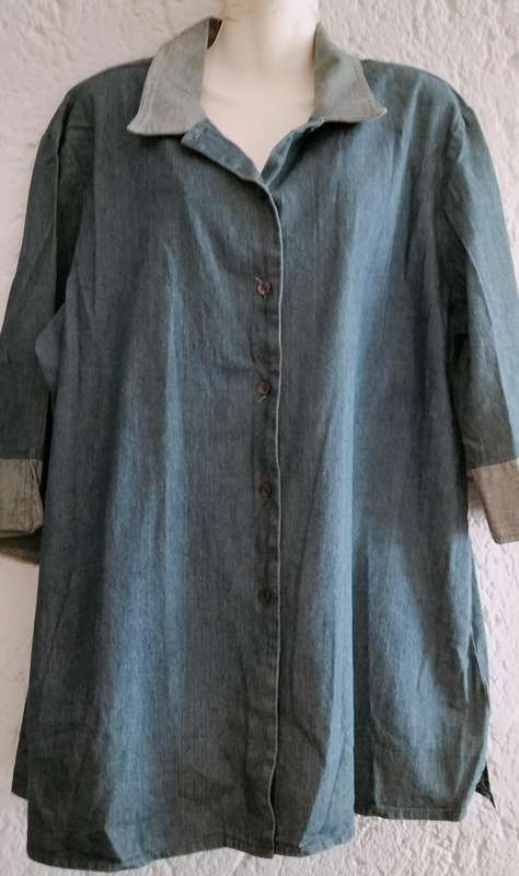 Ladies Long Sleeve Jacket. (Nr74). L