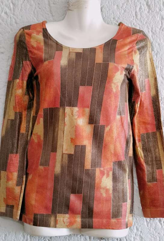 Ladies Long Sleeve Top. (Nr83). S